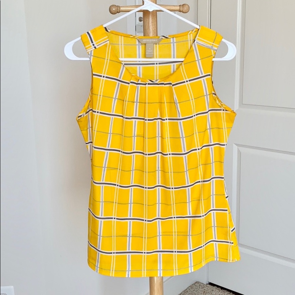 Banana Republic Yellow Gray Shell Top